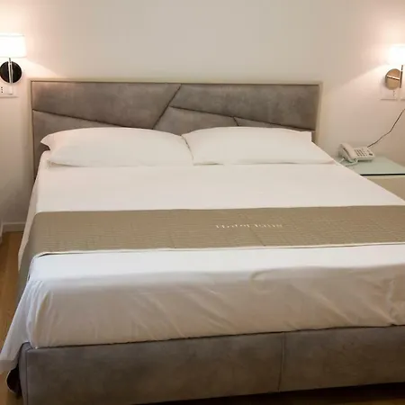 Boutique Enia Hotel Prato (Prato)