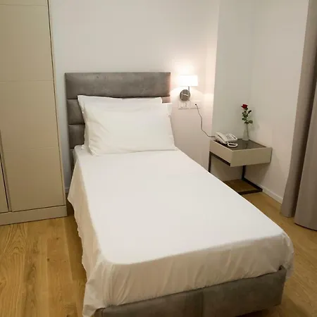 ホテル Boutique Enia プラート