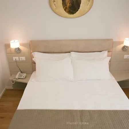 Boutique Enia Hotel