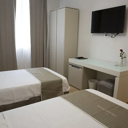 Hotel Boutique Enia 3*